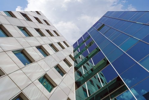 solar-glass-facade-comparison